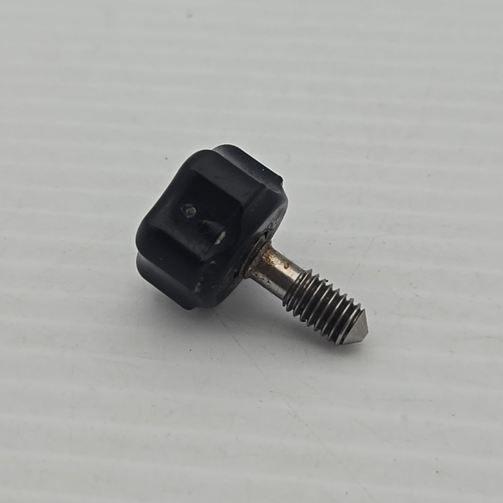 Globe Sp5 Mixer Attachment Screw